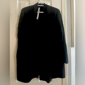 Lululemon sit in lotus wrap